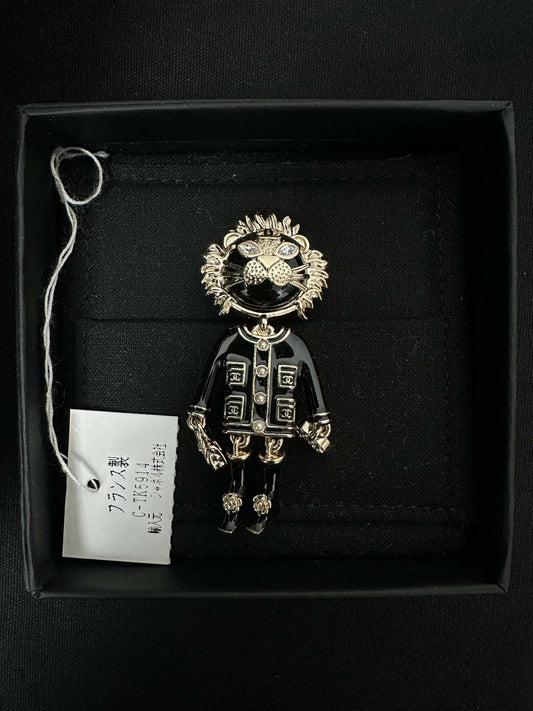 Chanel 2022 Enamel & Rhinestone Lion CC Brooch