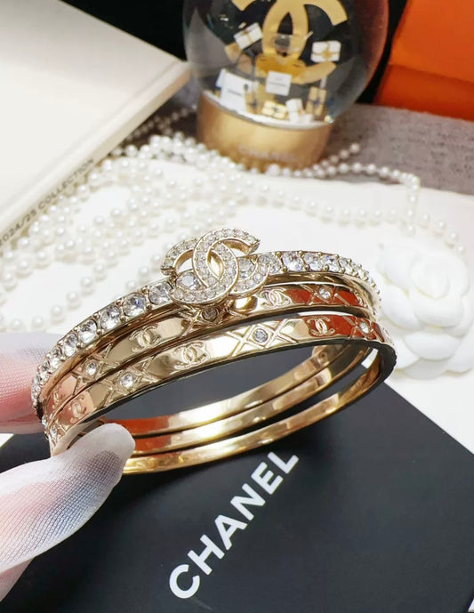 Chanel 25p three-in-one diamond-studded double C bracelets