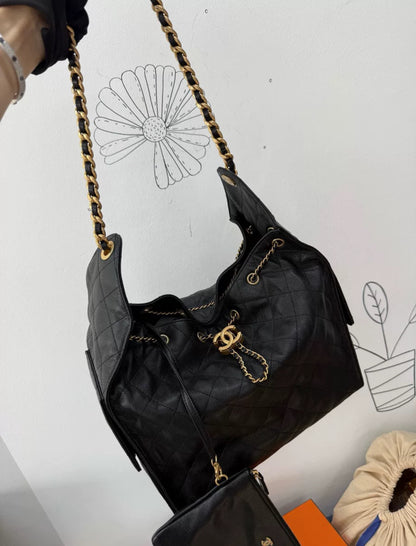 Chanel 25 hobo bag Black Leather Gold hardware