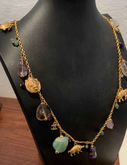 Chanel 01A Natural Stone Animal Double C Four-Leaf Clover Necklace (Number 5)