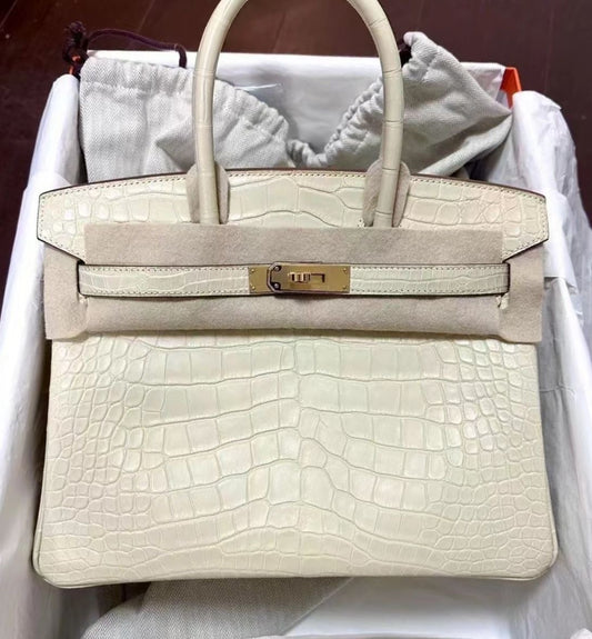 Hermes Birkin 30 Vanille Matte Alligator Gold hardware