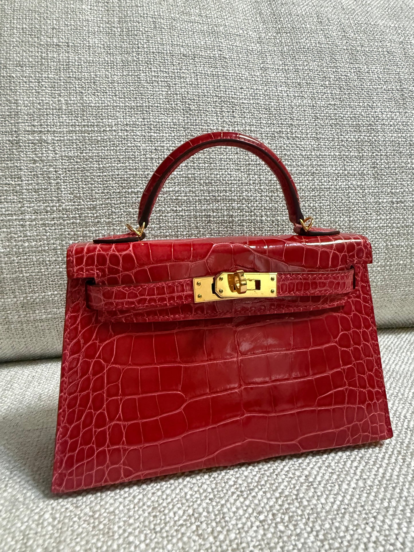Hermes Mini Kelly 20 Sellier Braise Shiny Alligator Leather Gold Hardware