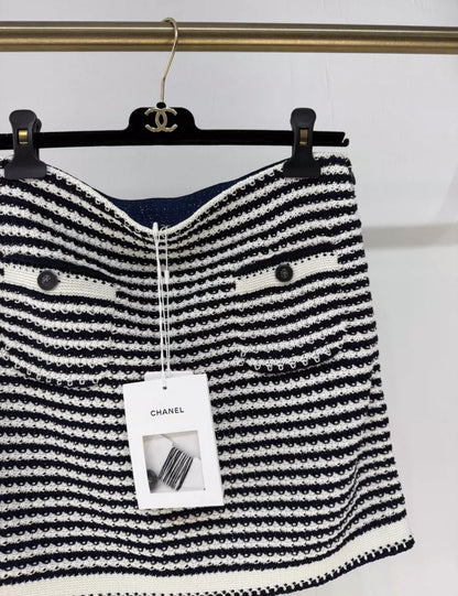 Chanel 22P Black & White striped knitted skirt