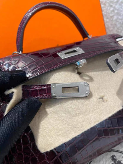 Hermes mini Kelly 20 Bordeaux Shiny alligator leather palladium hardware