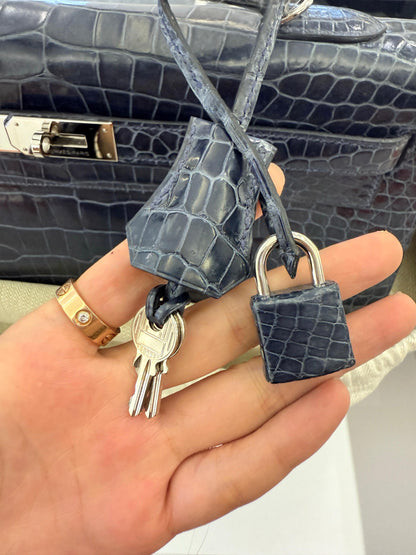 Hermès Kelly 40 Dark Blue Crocodile Leather Palladium Hardware