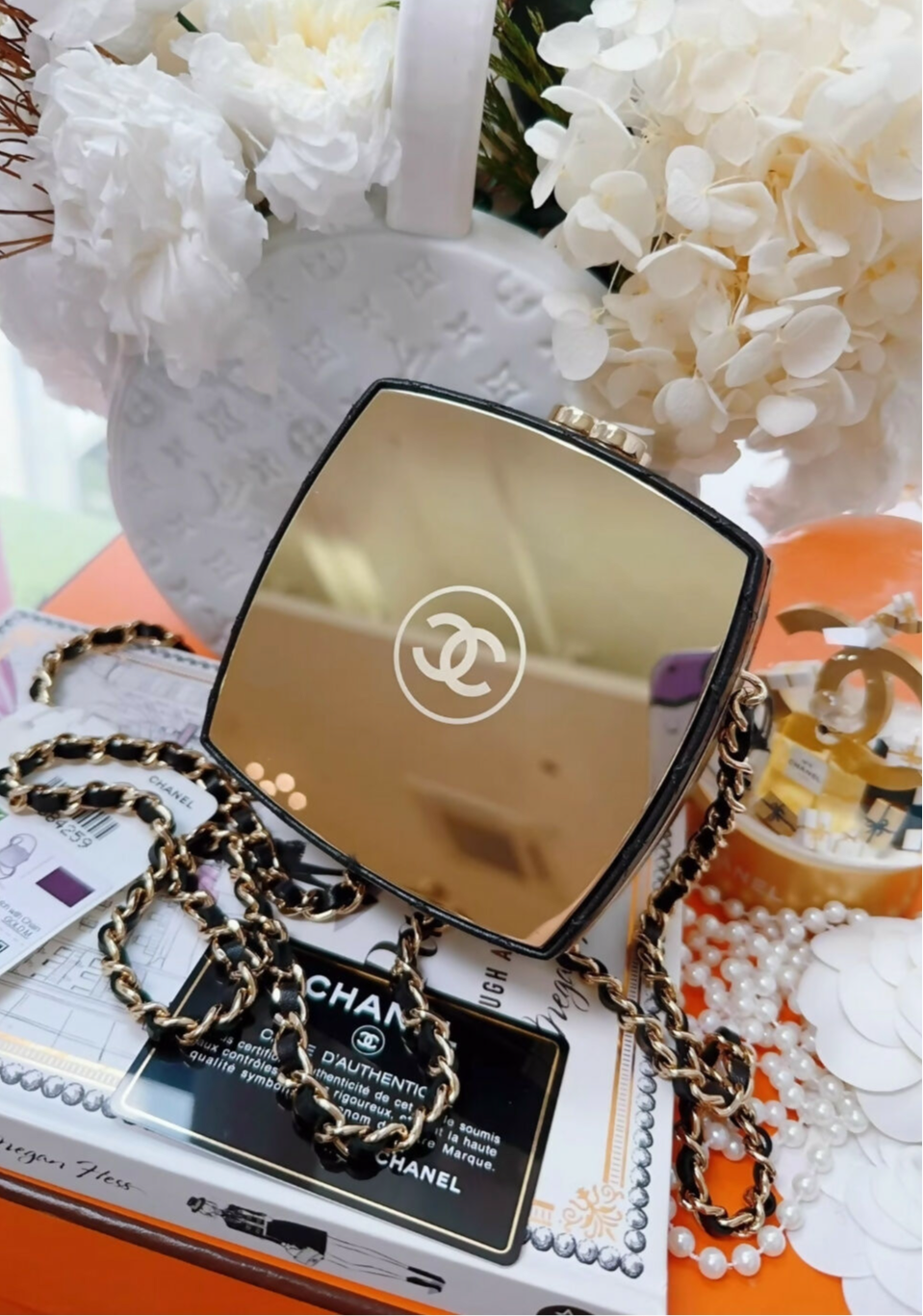 Chanel 21K cosmetic bag minaudière