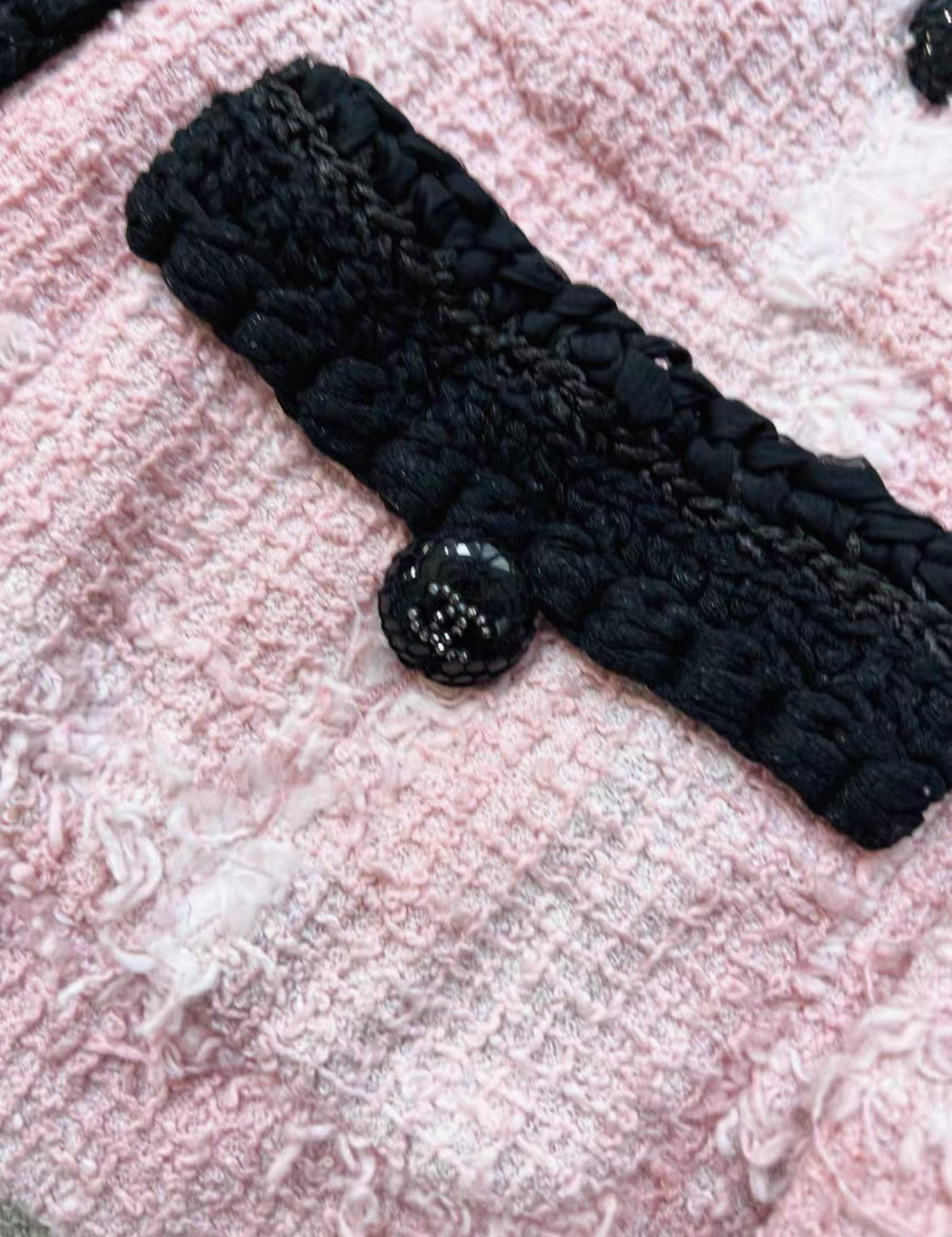 Chanel 22C Pink & black tweed jacket
