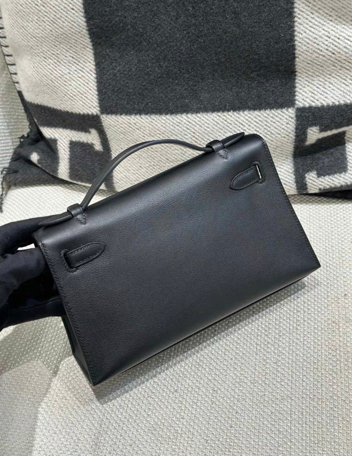 Hermès Kelly Pochette Black Swift Gold Hardware