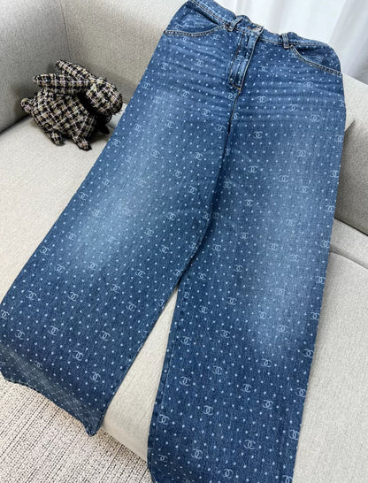 Chanel 23P blue polka-dot denim Boyfriend pants in size 38