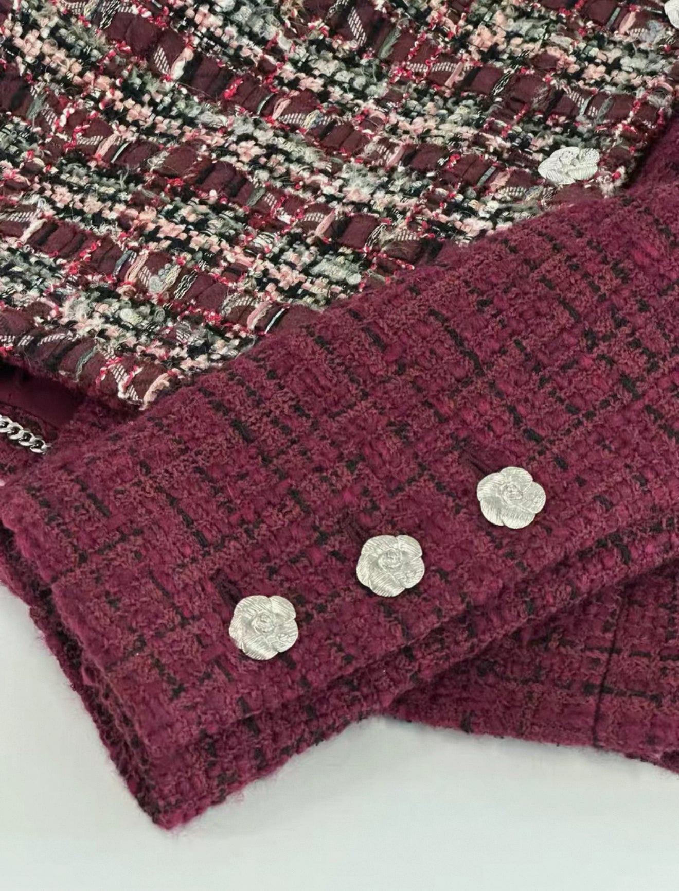 Chanel 23k Burgundy tweed Cardigan 38FR