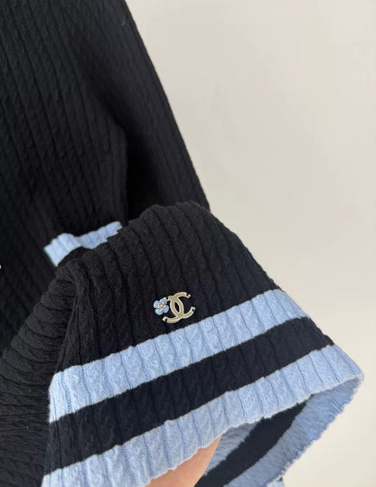 Chanel 24B blue & black sweater