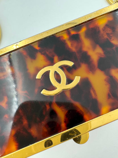 CHANEL 1997 Tortoiseshell shoulder bag with gold hardware