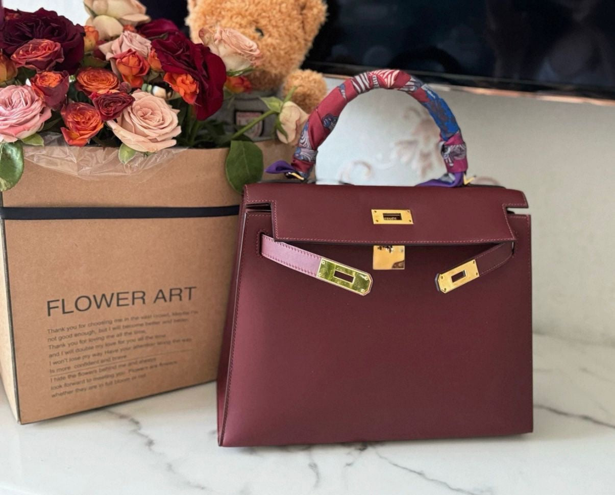 Hermès Kelly 28 Sellier Rouge H Sombrero Matt Box leather Gold Hardware