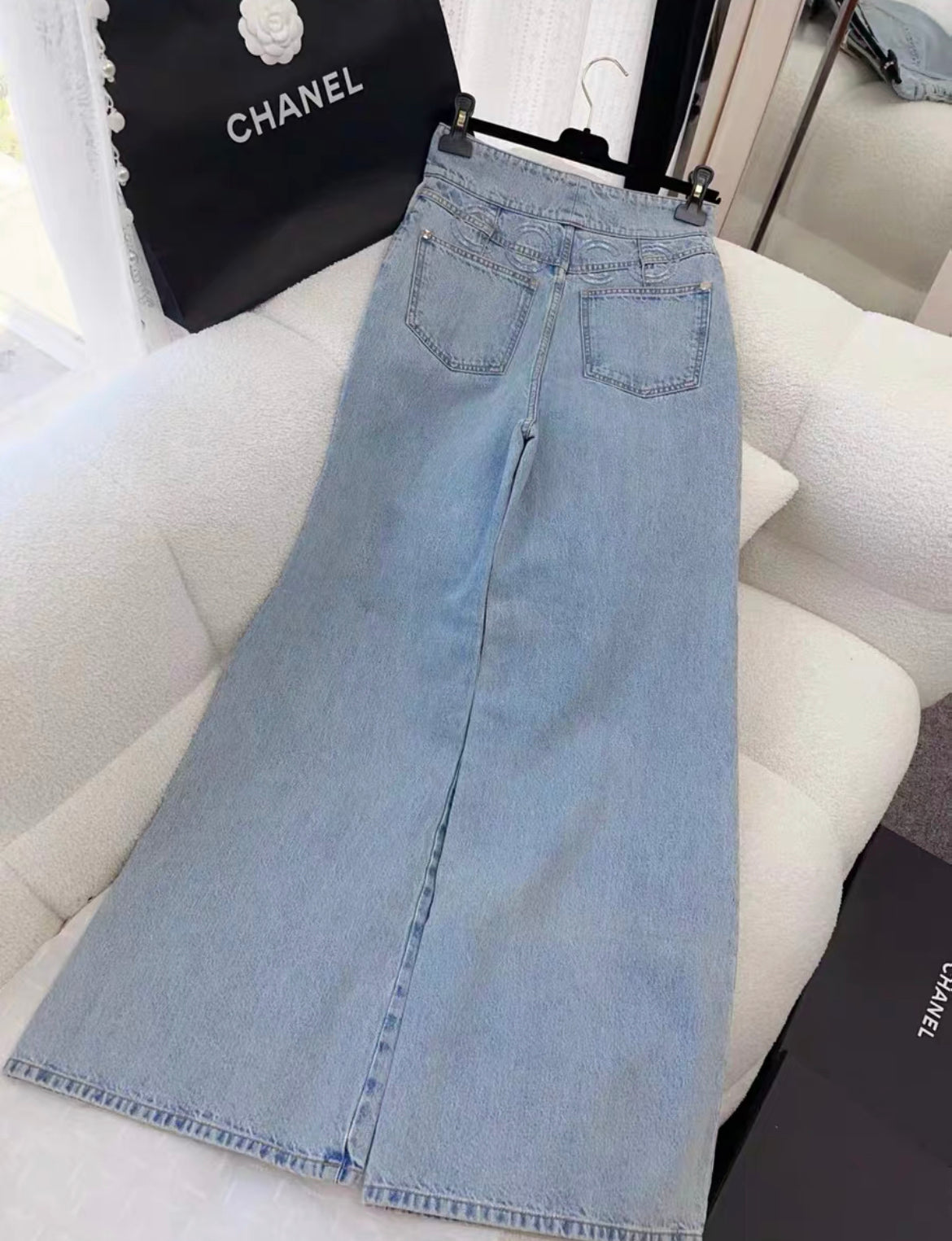Chanel 20P blue denim wide-leg pants size 38 – Wararni.com