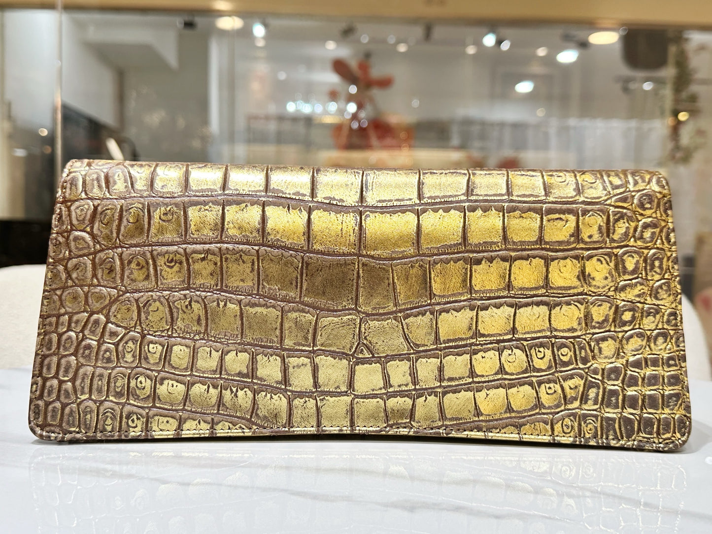 Chanel 19A Gold Crocodile Embossed Paris-New York Coco Scarab Ancient Egyptian Clutch Gold Hardware (Extremely Rare)