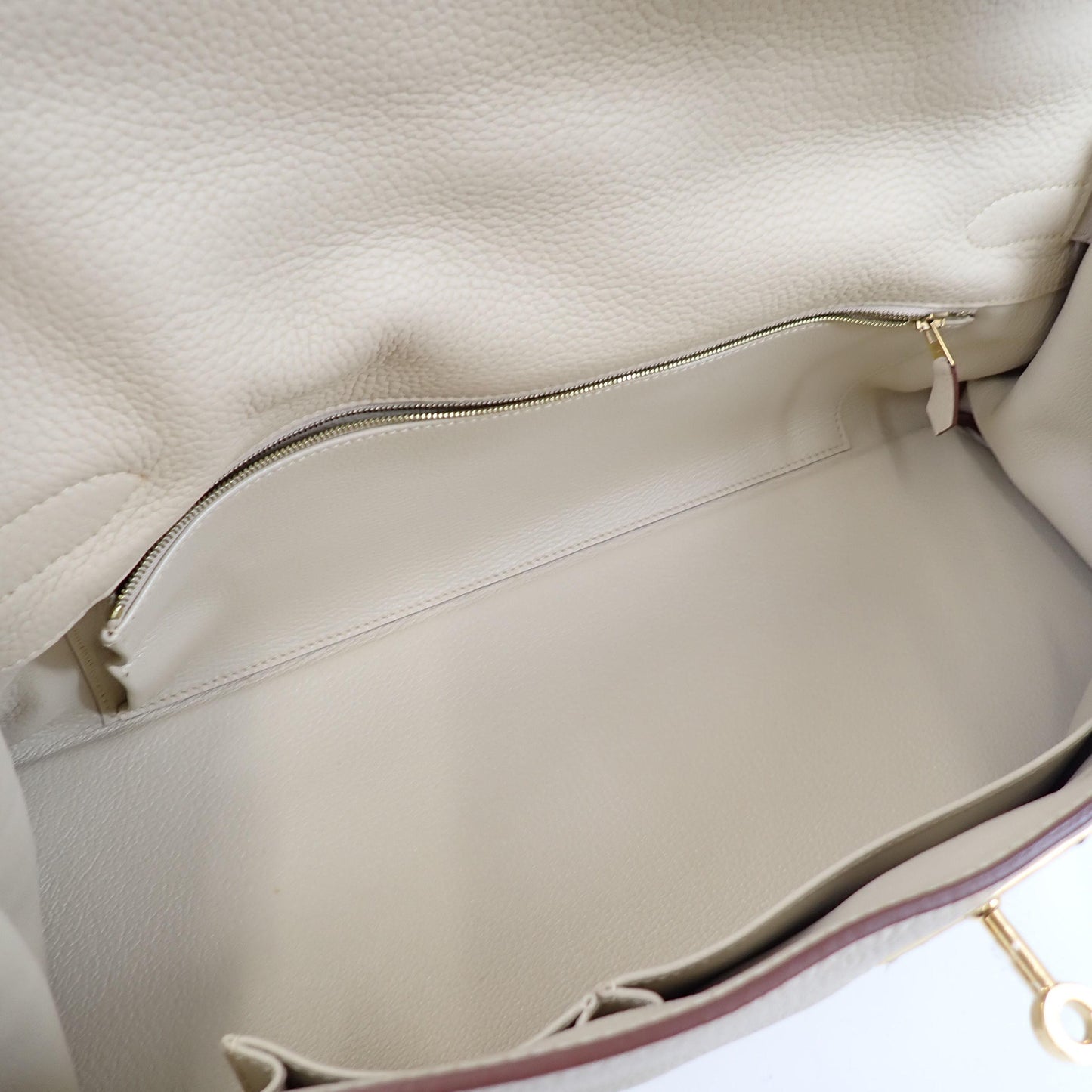 Pre-owned Hermès Fringe Shoulder Kelly 42 JPG Craie Leather Gold Hardware