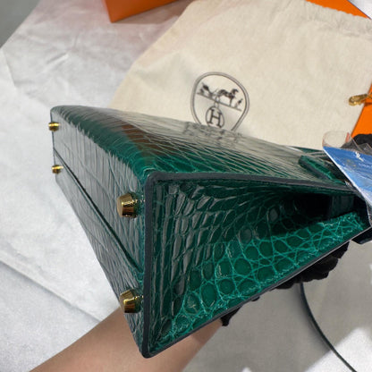 Hermes Mini kelly Green Emerald 6Q alligator leather gold hardware