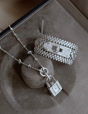 Hermès High Jewellery Kelly Joaillidre 
Bracelet/Watch/Necklace White gold Full Diamonds Himalaya Necklace
