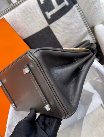 Hermès Shoulder Birkin Togo Leather Palladium Hardware