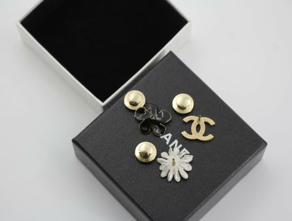 Chanel Vintage 10P Enamel Black Flower CC and White Chrysanthemum Brooch