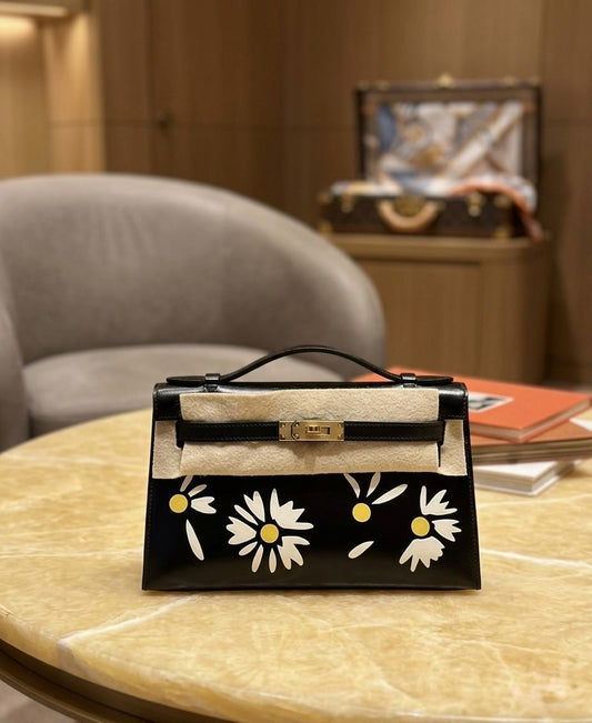 Hermès Kelly Pochette Daisy Daisy Black Box Gold hardware