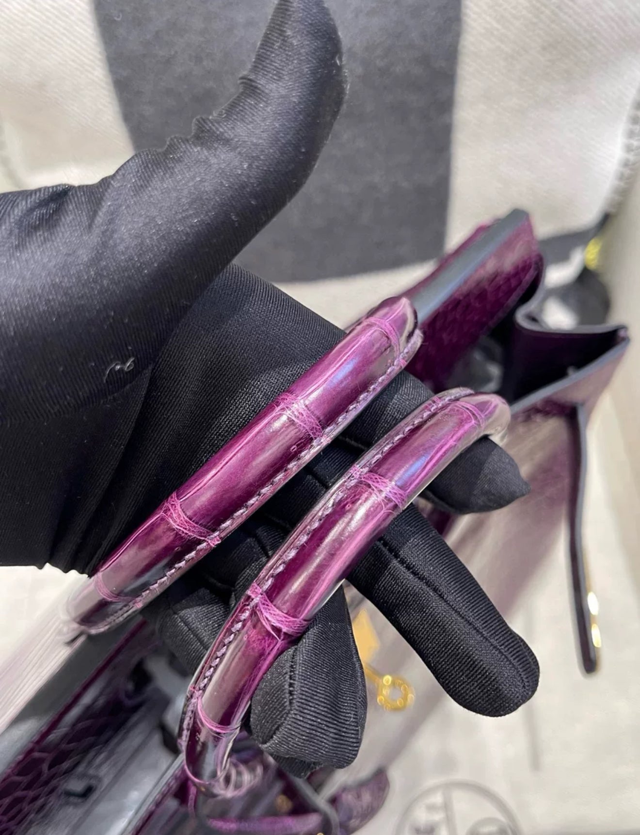 Hermès Birkin 35 N5 Cassis Violet shiny crocodile gold Hardware