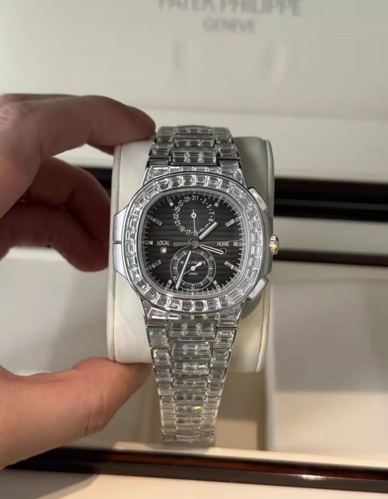 Patek Philippe Nautilus Travel Time 5990/1400G-001
