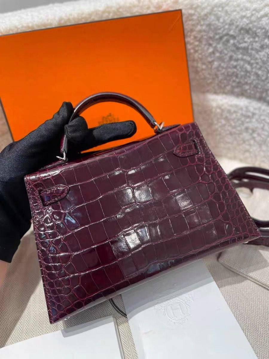 Hermes mini Kelly 20 Bordeaux Shiny alligator leather palladium hardware