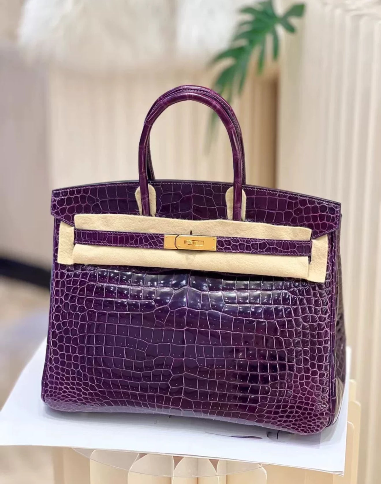 Hermes Birkin 35 Amethyst Shiny Crocodile Alligator Gold Hardware Handbag