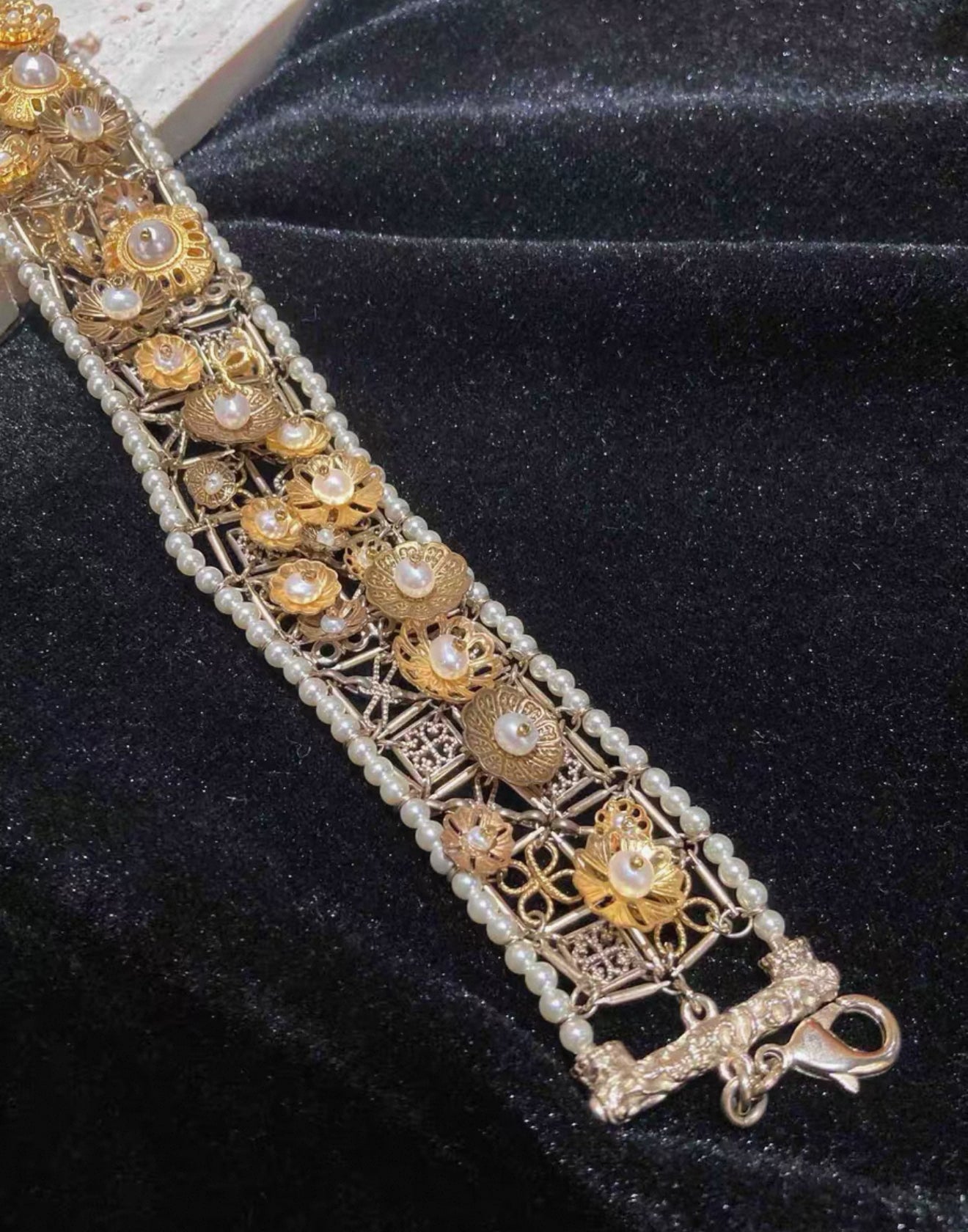 Rare Chanel 2018 Gold Chocker