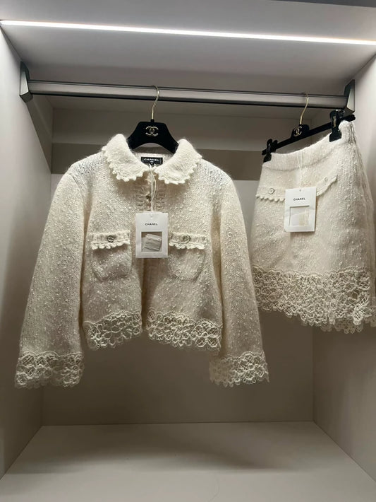 Chanel 25B white lace jacket & skirt