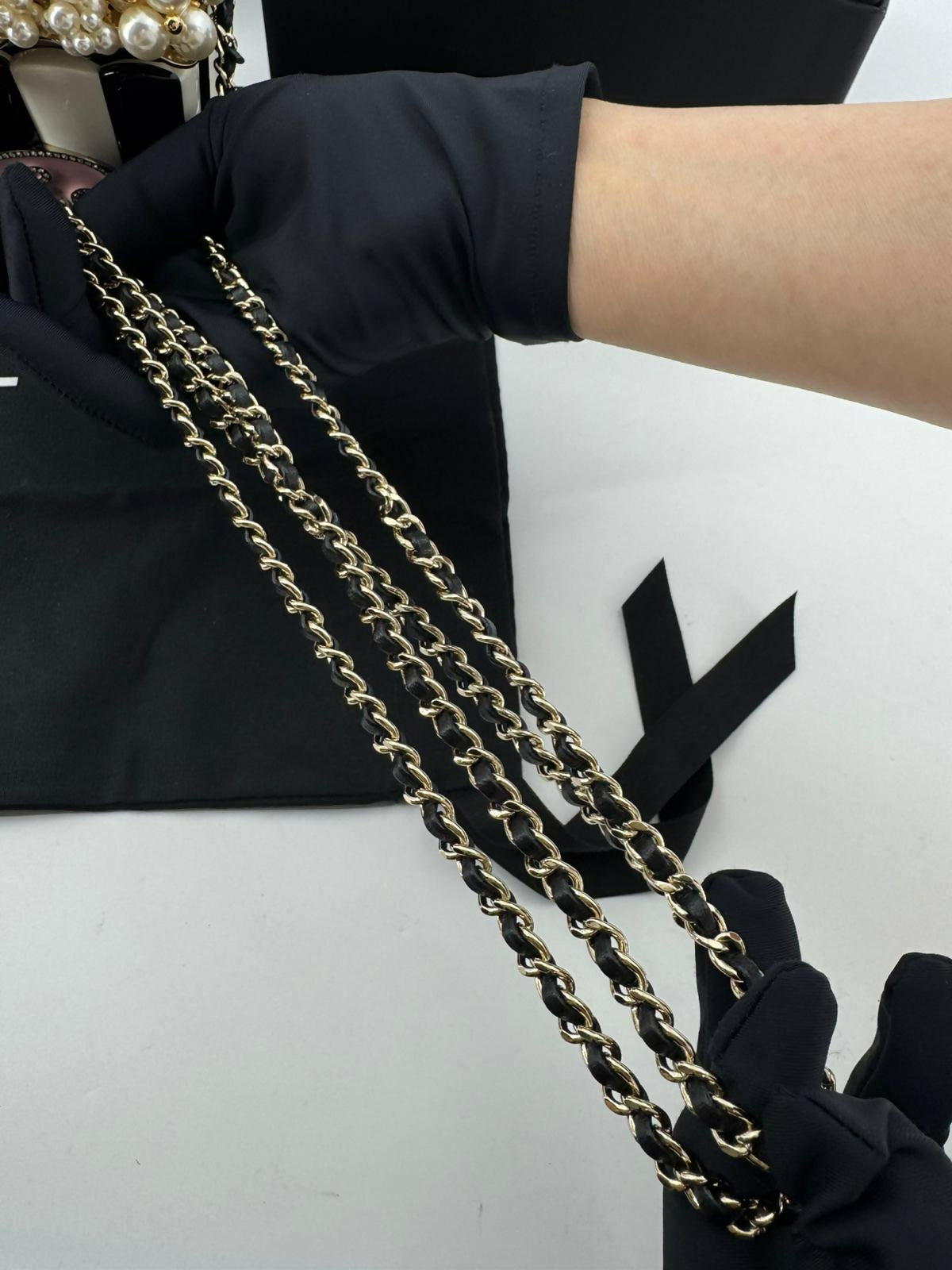Chanel 2024 Imitation Pearl and Gold-tone Popcorn Minaudière Bag