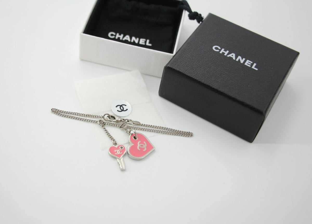 Chanel 07P Enamel Pink Heart Key Charm Silver Chain Bracelet