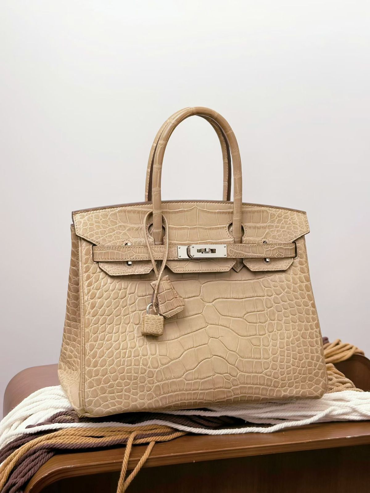 Hermes Birkin 30 Poussiere Matte Porosus Leather Palladium Harwdare