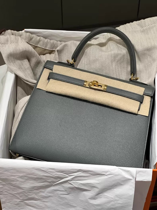 Hermes Kelly 25 Almond Green Epsom leather gold hardware
