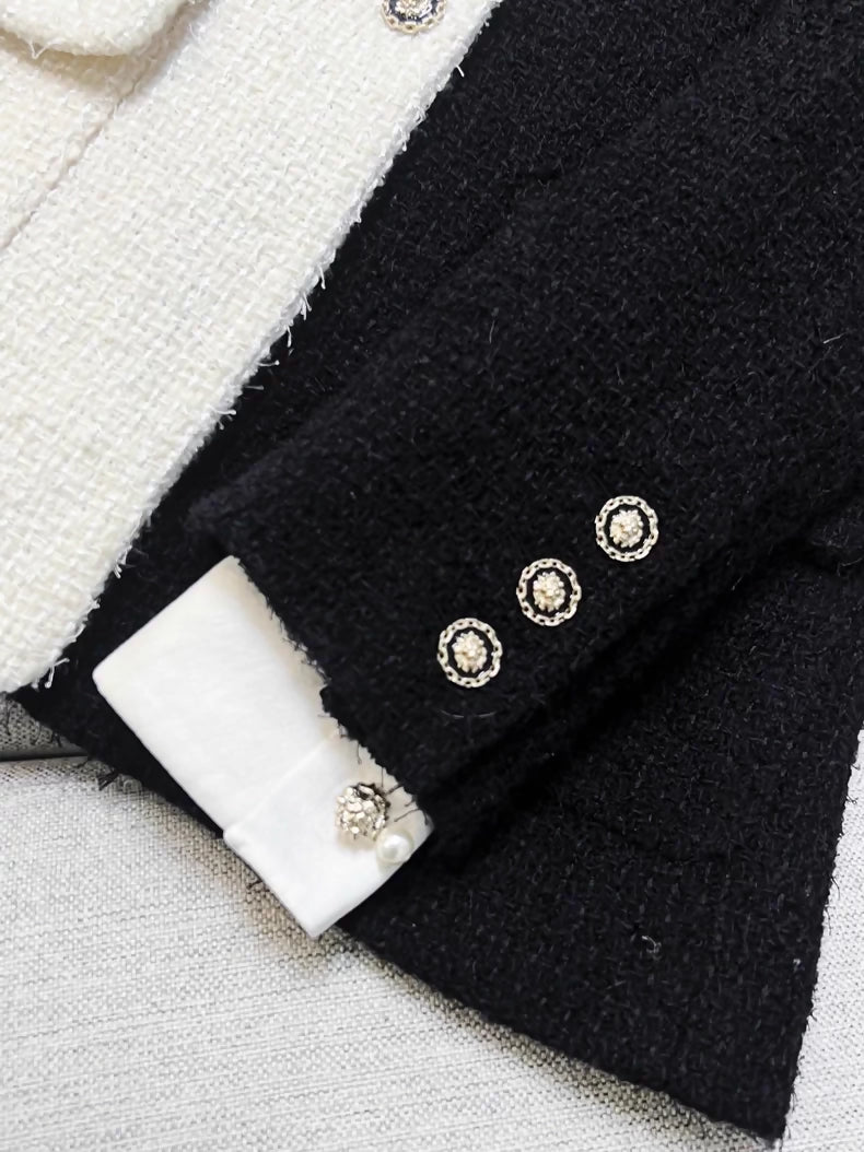 Chanel 20A black and white color-blocked woven collar jacket