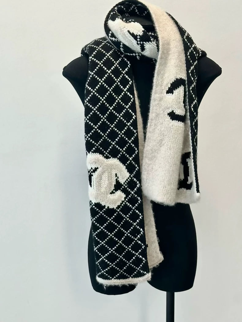 Chanel 24 scarf black and ecru