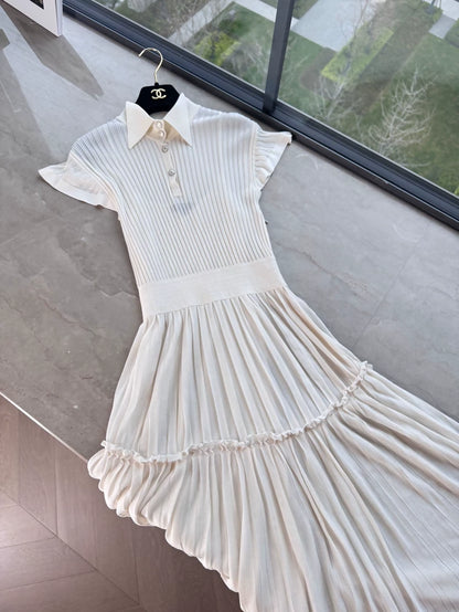 Chanel 18p off-white fitted waist dress