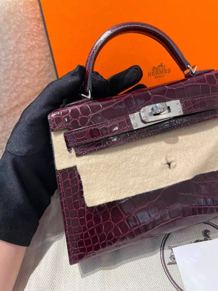 Hermes mini Kelly 20 Bordeaux Shiny alligator leather palladium hardware