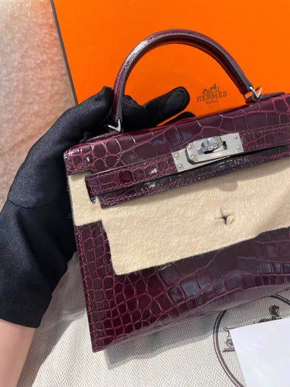 Hermes mini Kelly 20 Bordeaux Shiny alligator leather palladium hardware