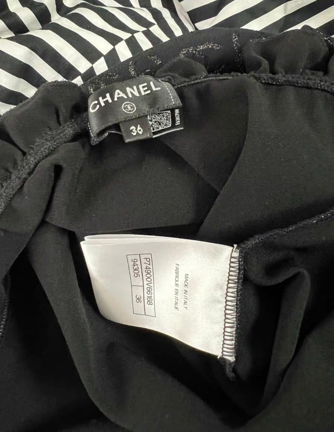 Chanel 23S Black Ruffle CC Logo Swimsuit size 36