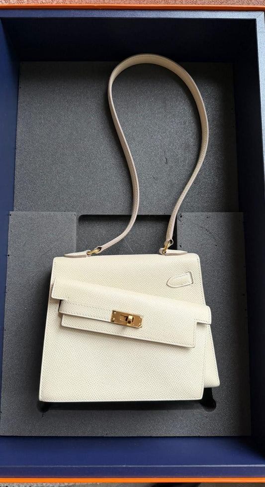 Hermès Kelly En Desordre Craie Epsom Gold hardware