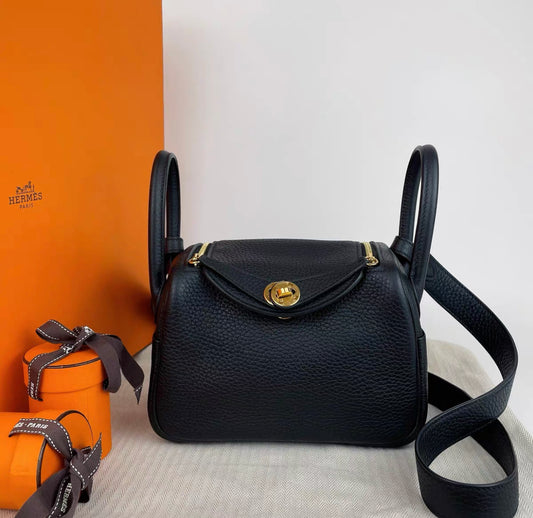 HERMÈS LINDY MINI BLACK SWIFT LEATHER GOLD HARDWARE