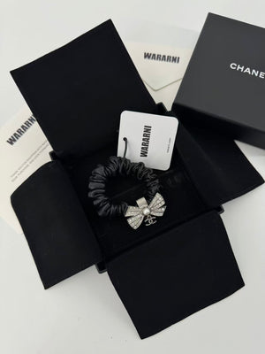 Chanel 22P Diamond Bow Double C Black Pleated Hairband