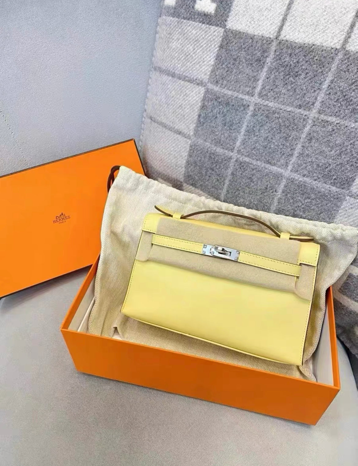 Hermes Kelly Pochette Jaune Poussin Palladium Hardware