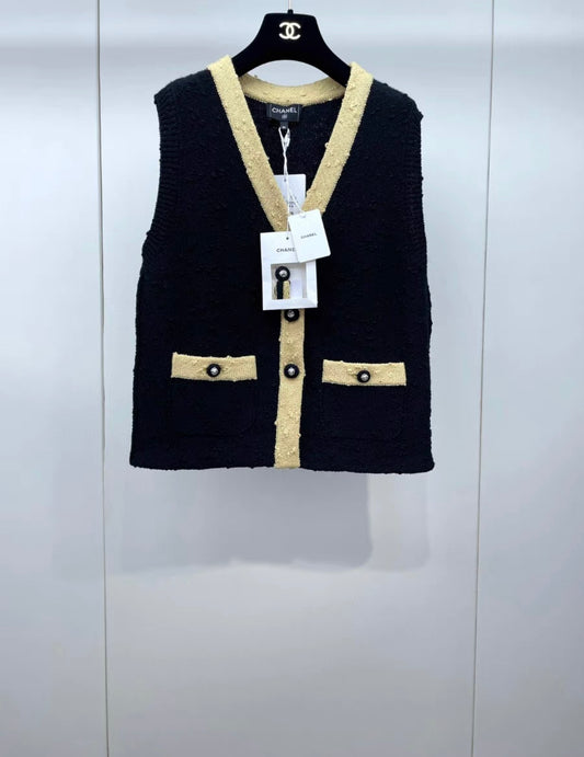 Chanel 24/25 FW CARDIGAN Wool Black & Light Yellow Brand new with tags size 36