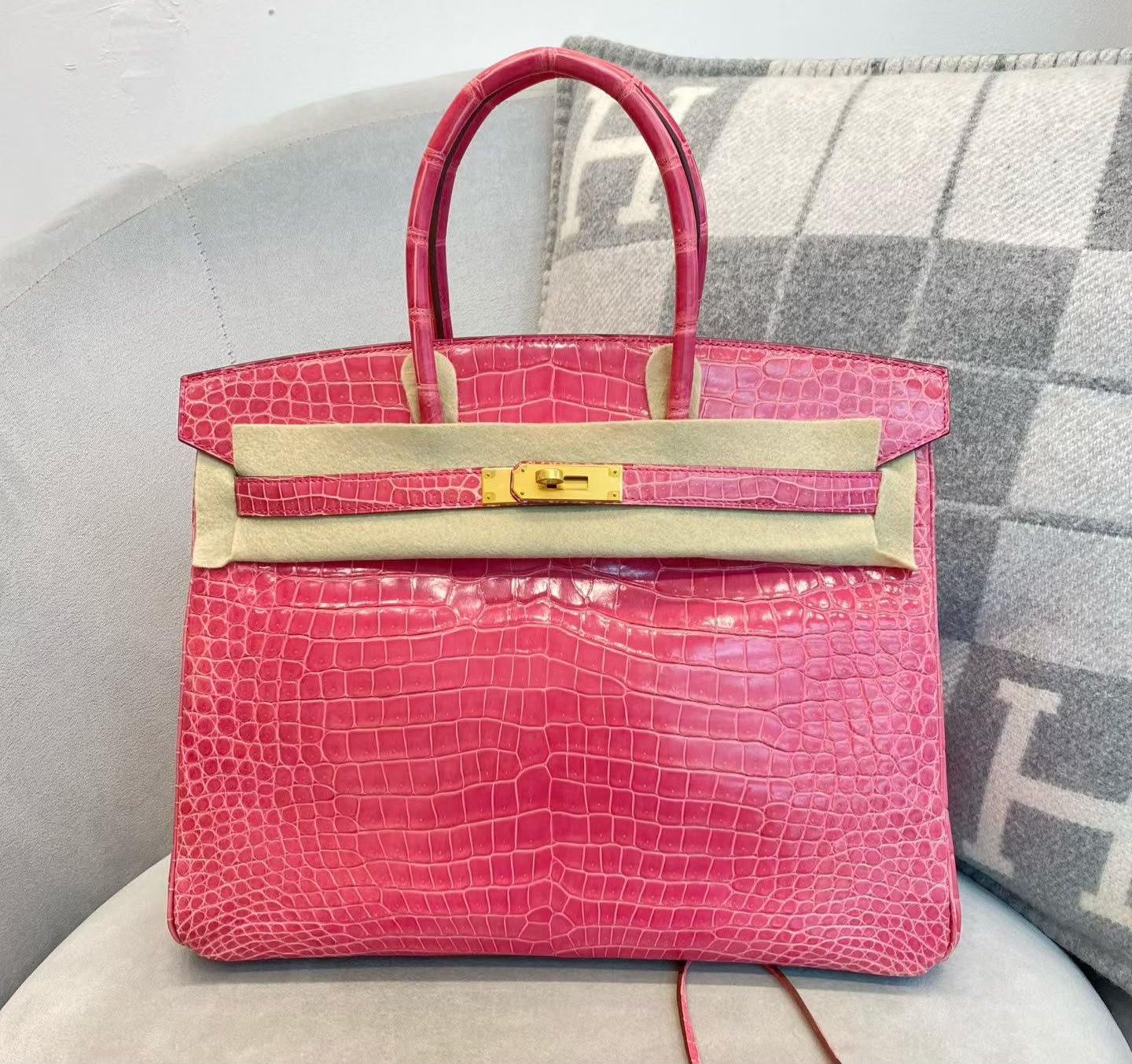 Hermes Birkin 35 Rose Fuschia shiny porosus crocodile leather gold hardware
