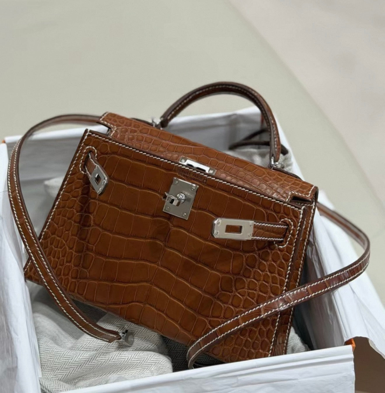 Hermès Kelly Sellier 20 Fauve Matte Alligator Barenia Palladium Hardware