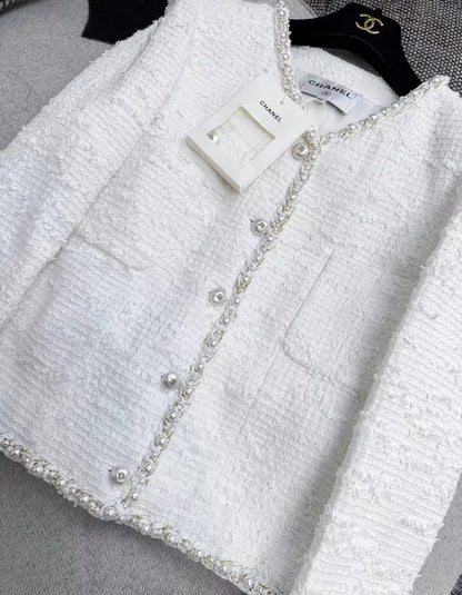 Chanel 25P white tweed pearl jacket