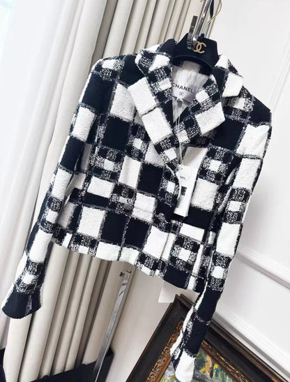 Chanel 24S black & white jacket